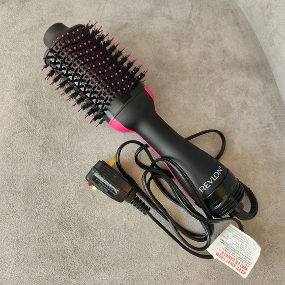 Revlon Other - Revlon One Step Volumizer blow dryer brush black hair styling tool volume beauty